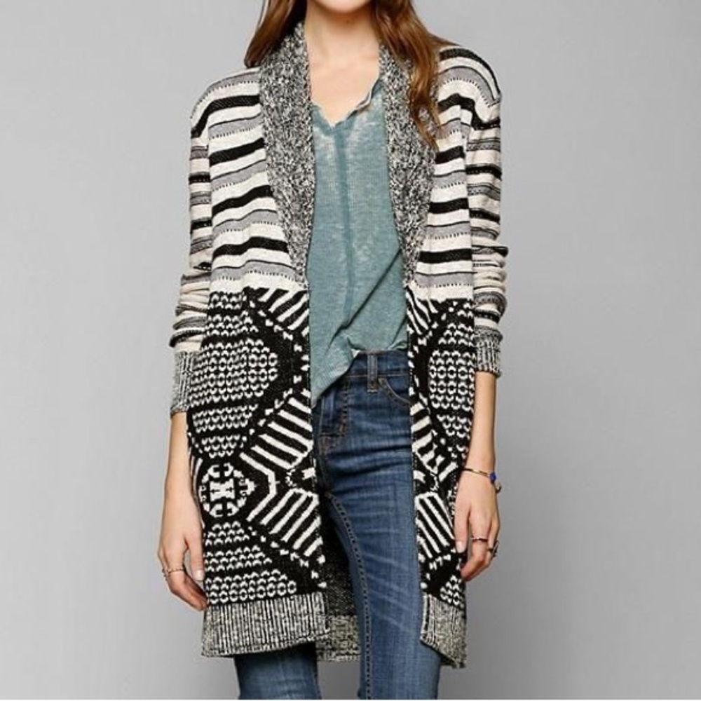 Ecote Mix Intarsia Open-front Cardigan